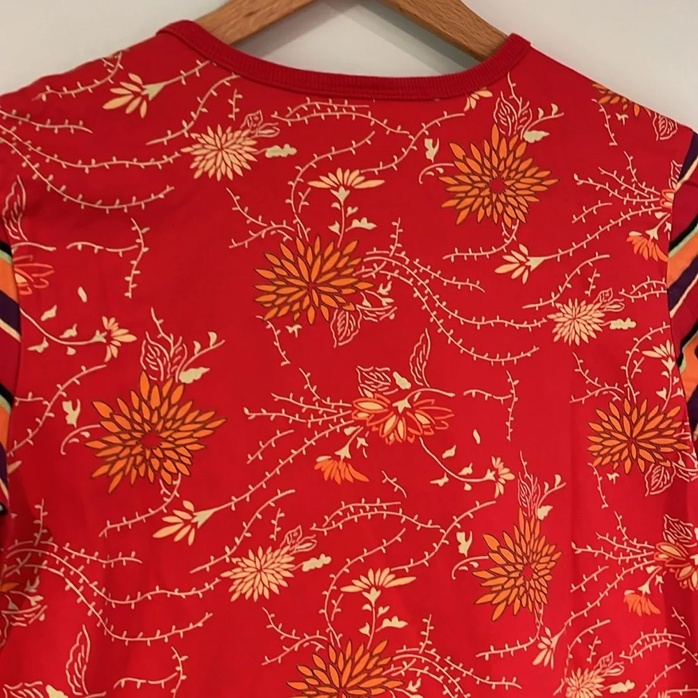 Hanna Andersson Red and Multicolor Long Sleeve‎ Tee